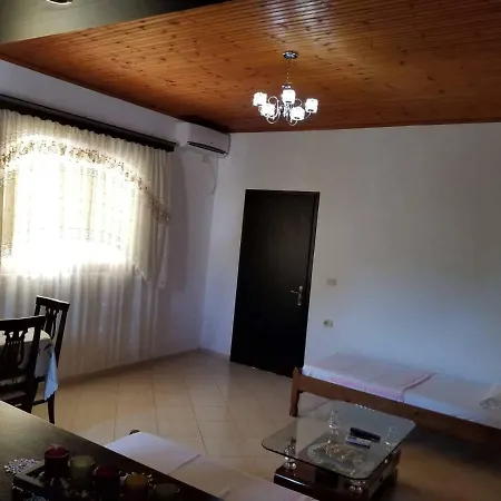 Aleks Apartment Ksamil
