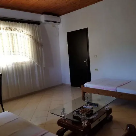 Aleks Apartment
